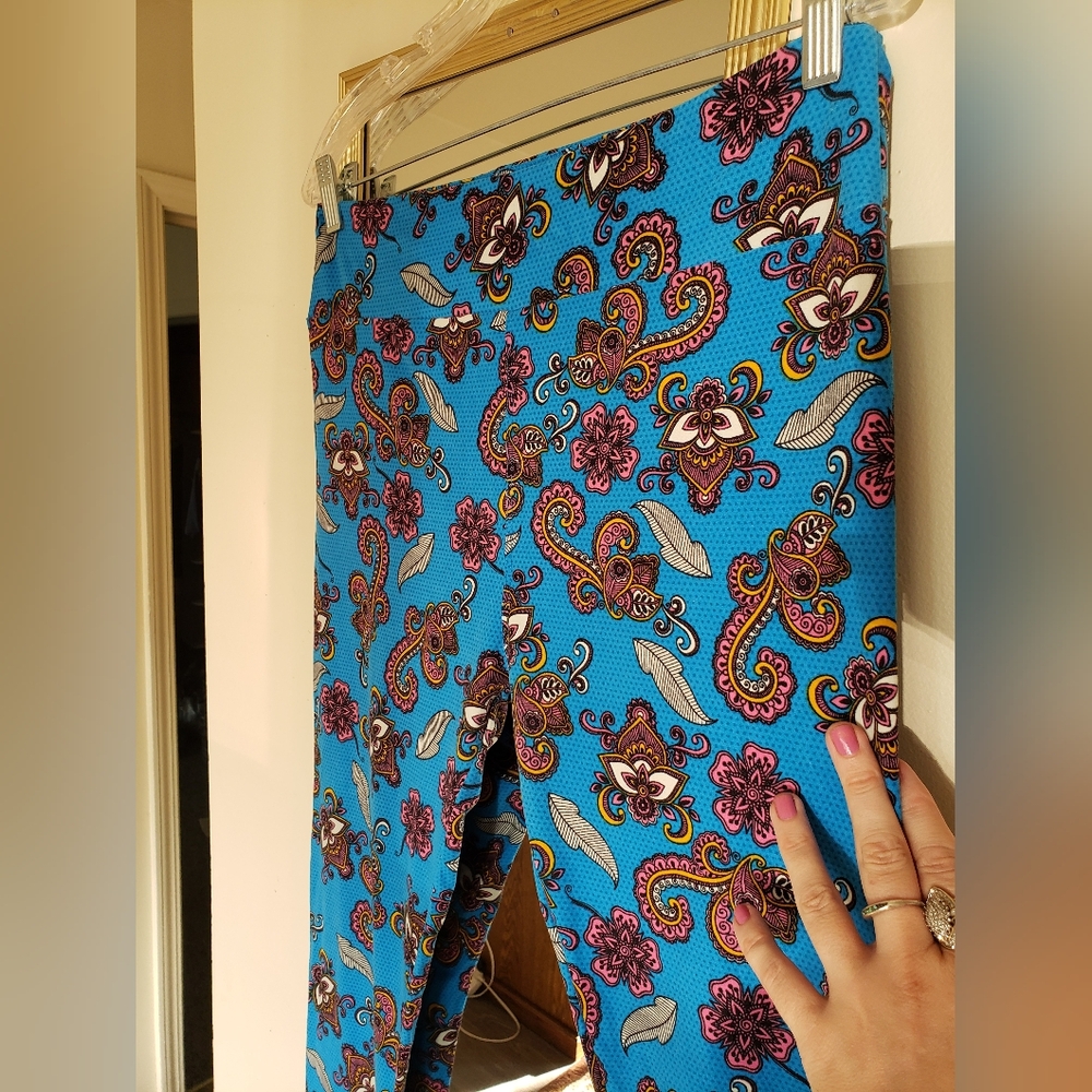 NWT lularoe Victorian on modern print leggings TC - Picture 2 of 13